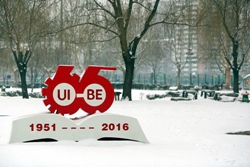 對外經(jīng)濟貿(mào)易大學(xué)惠園春雪